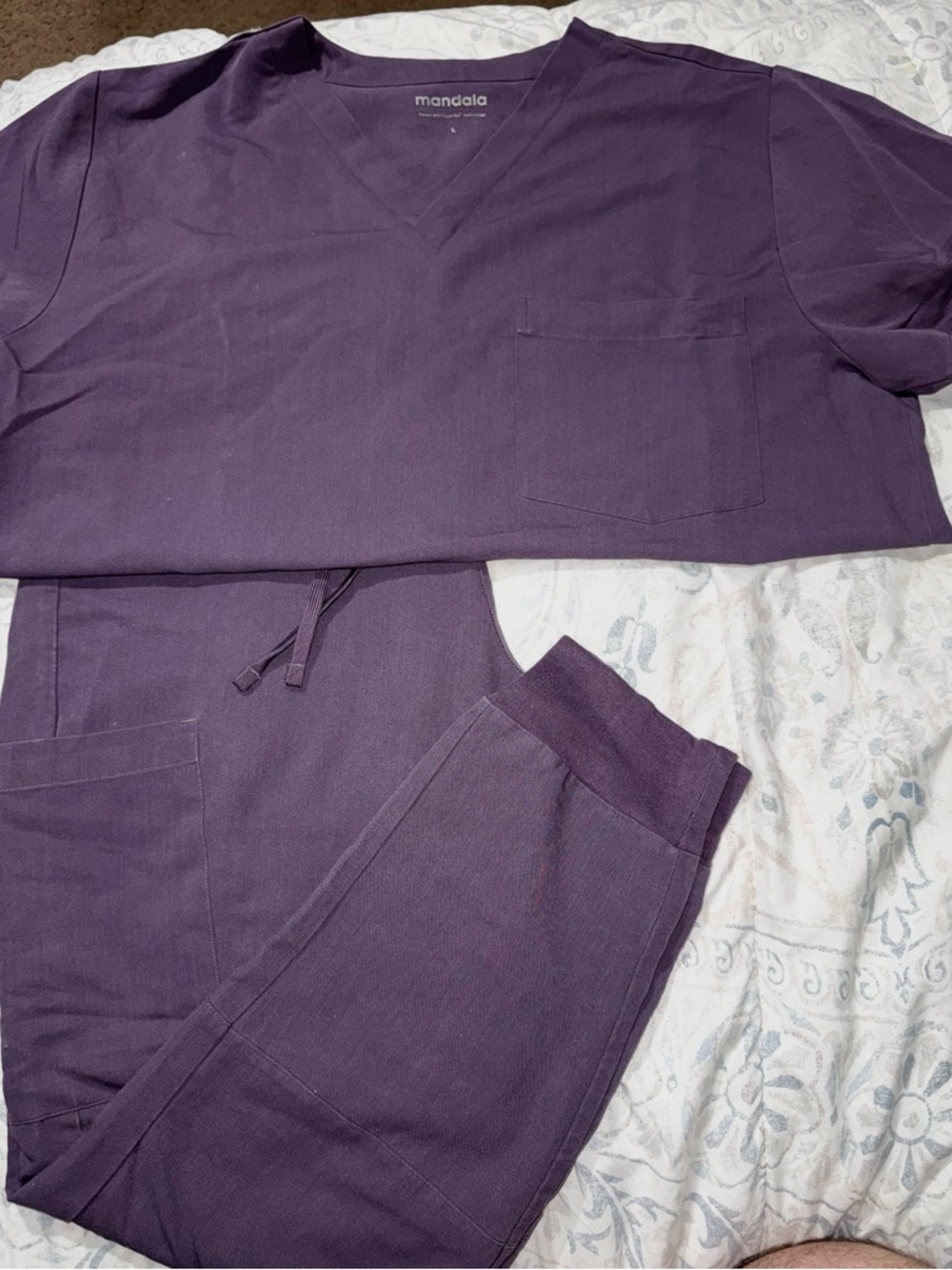 Mandala Men's V-Neck Scrub Set in Deep Purple